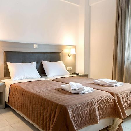 קאטו דרטסו Angela Apartments מראה חיצוני תמונה
